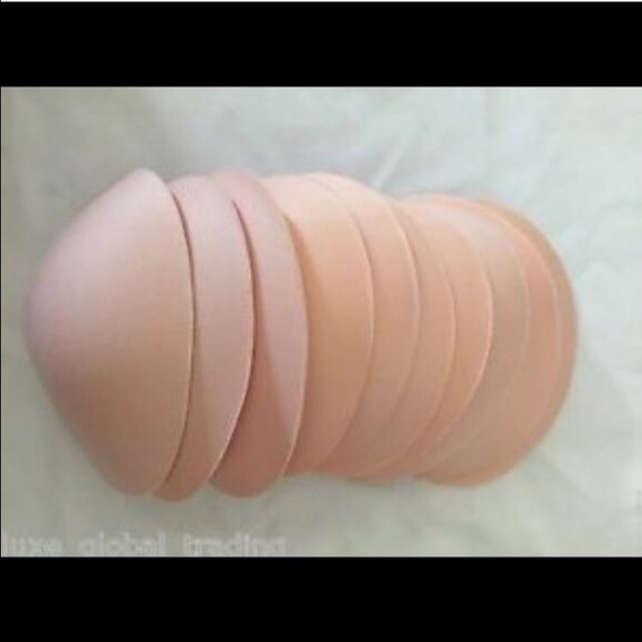 FOR AMY (5) Pairs Lululemon Bra Pads