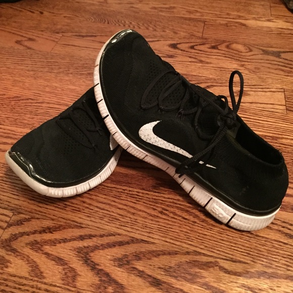 Nike Free Running Shoes