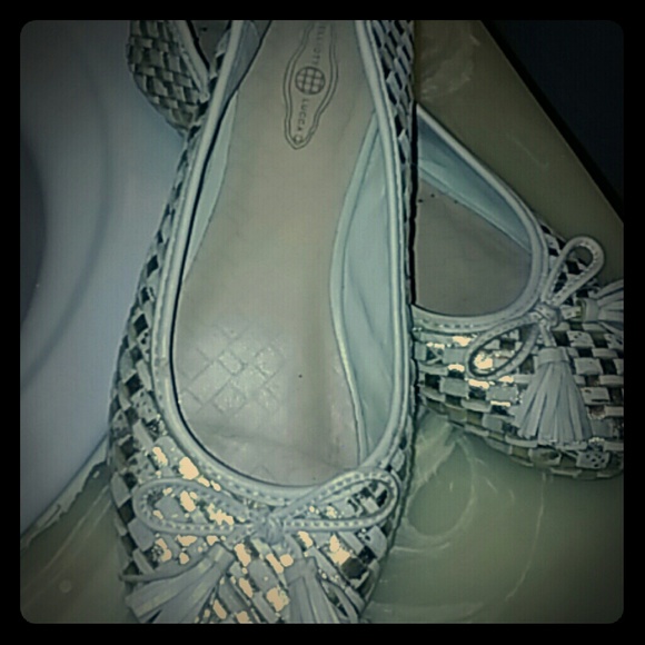 Elliot lucca flats  .