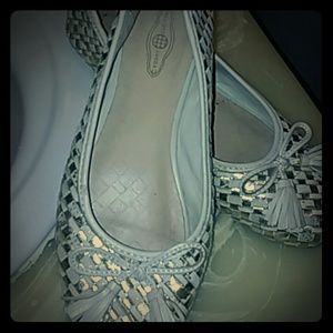 Elliot lucca flats  .