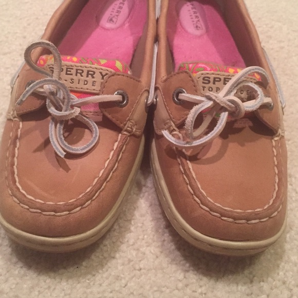 Slightly worn Sperry top-sider shoes size 8