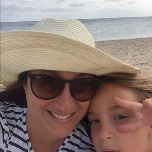 Meet your Posher, Sara