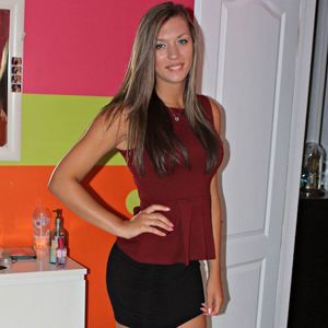 Meet your Posher, Lena