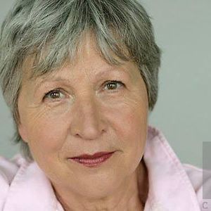 Meet your Posher, Lora