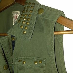 Military vest