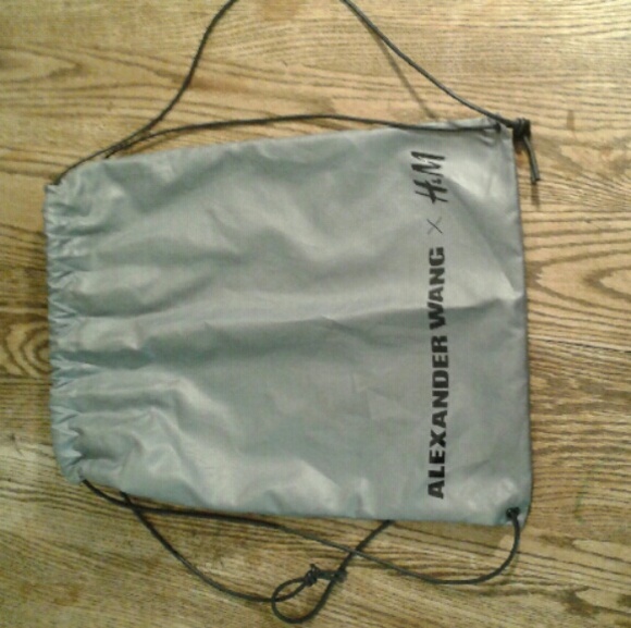 TRADE FOR MY NEW PM FRIEND!!Alexander Wang gym bag