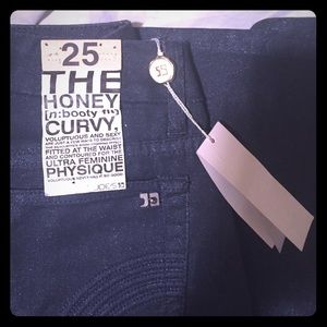 Brand new! Joe' Jeans - the honey booty fit