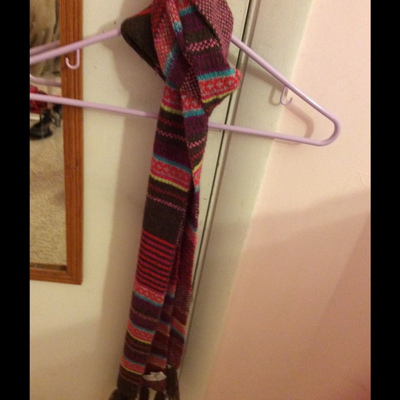 Multicolored scarf