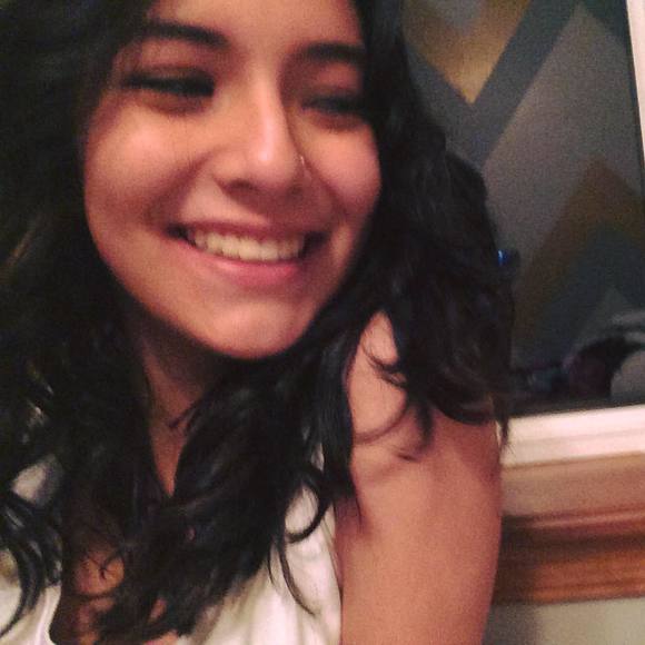 Meet your Posher, Alyssa