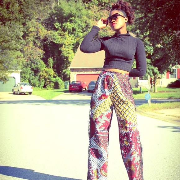 Long sleeve crop sweater
