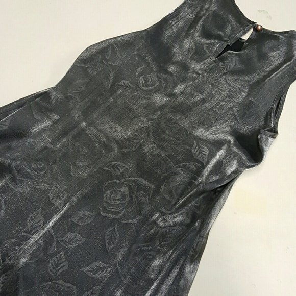 holographic printed gray dress - Picture 4 of 4