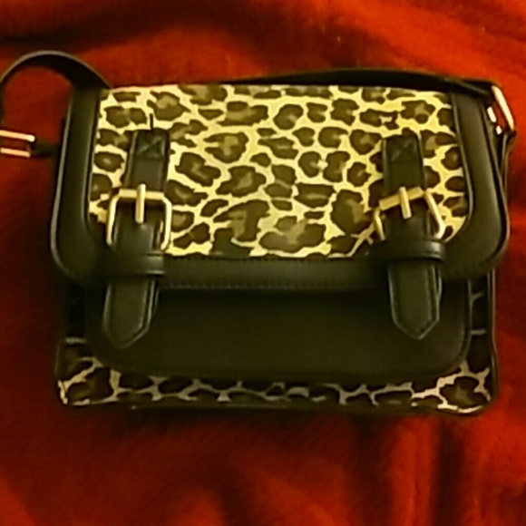 Crossbody bag