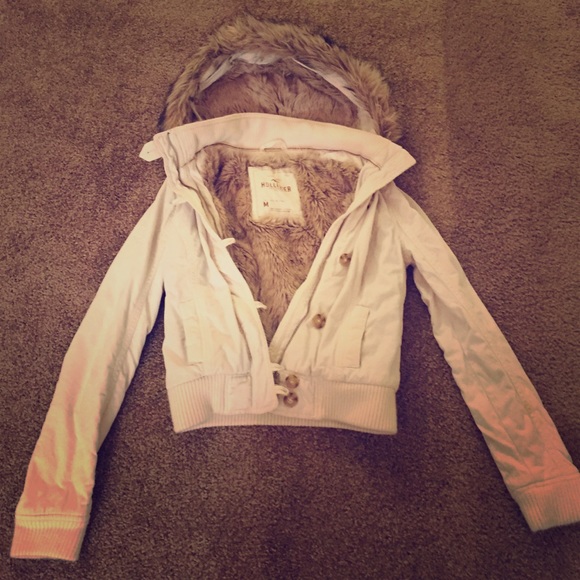 ❄️Hollister snow jacket!  ❄️