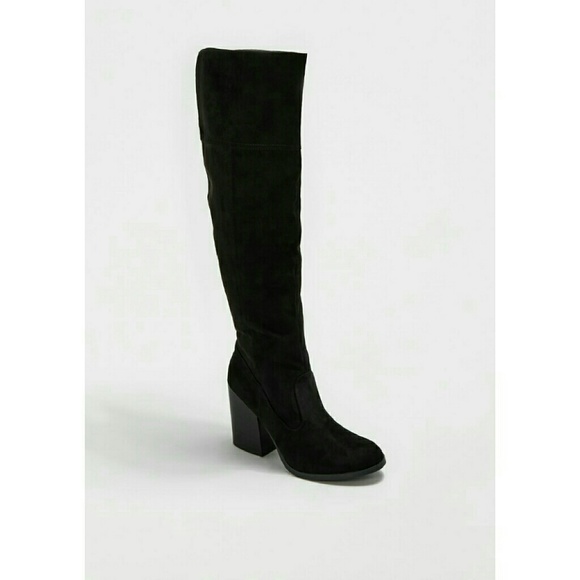 RUE 21 HIGH HEELED KNEE HIGH BOOTS