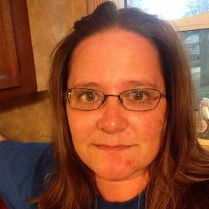 Meet your Posher, Holly