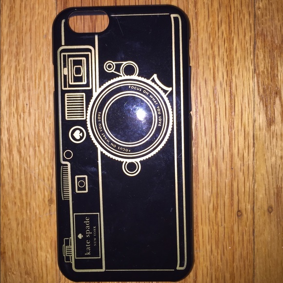 IPhon 6 case in black with gold accents