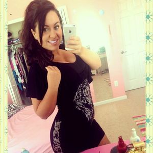 Meet your Posher, Elvisa