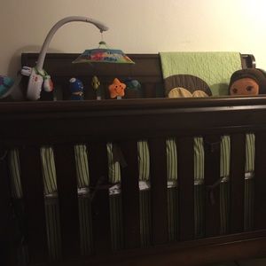 A baby crib 👶🏻