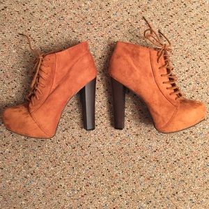 Camel Booties