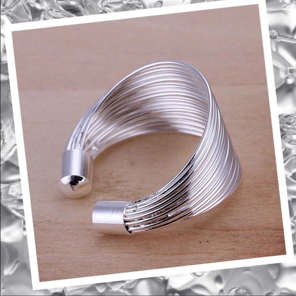 New Silver Wire Ring - Picture 2 of 3
