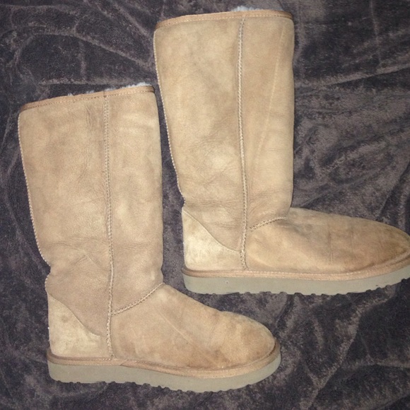 Tan Ugg Boots