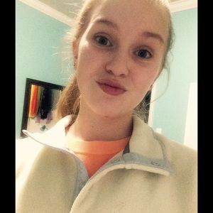 Meet your Posher, Lizzie