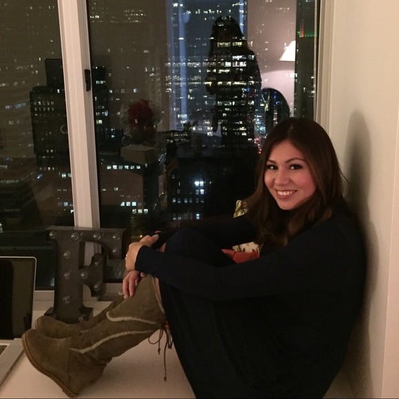 Meet your Posher, Cynthia