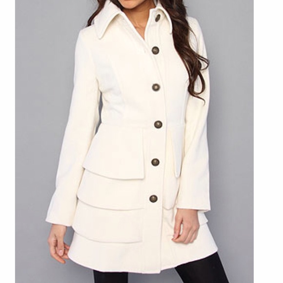 ModCloth Jackets & Blazers - ✨NWT✨ Chic White Layer Tiers Coat Peacoat Jacket