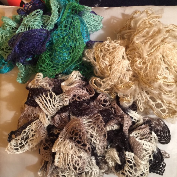 3 Scarves