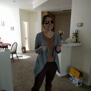 Meet your Posher, Meagan