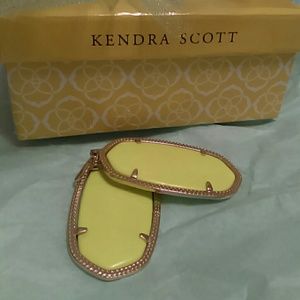 Kendra Scott Danielle earrings