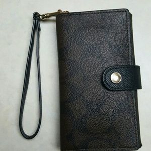 Coach wristlet EUC