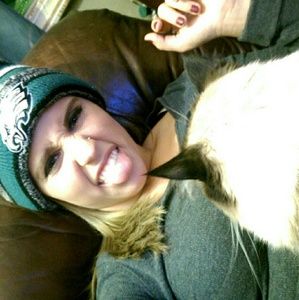 Meet your Posher, Shelby