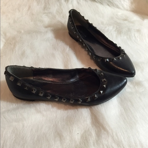 pointed flats target