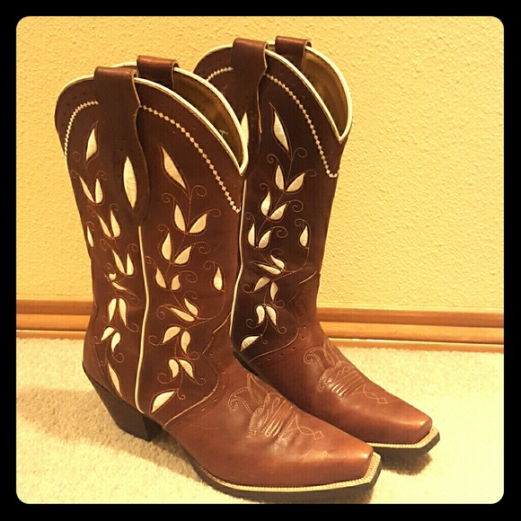 Ariat Cowgirl Boots