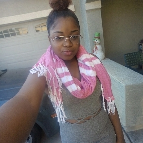 Meet your Posher, Danaesha