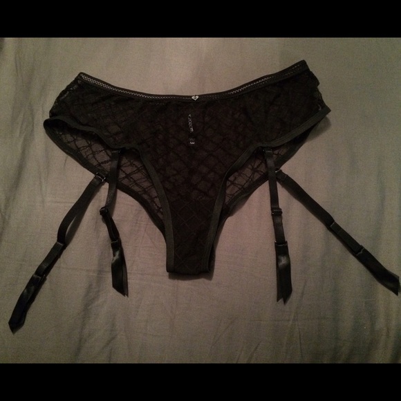 Blackheart garder underwear.