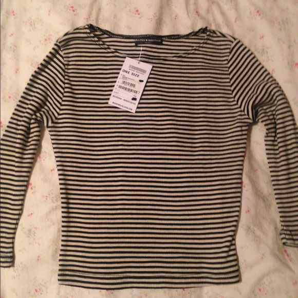 NEW BRANDY MELVILLE TOP