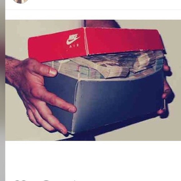 Meet your Posher, Robert - Picture 1 of 1