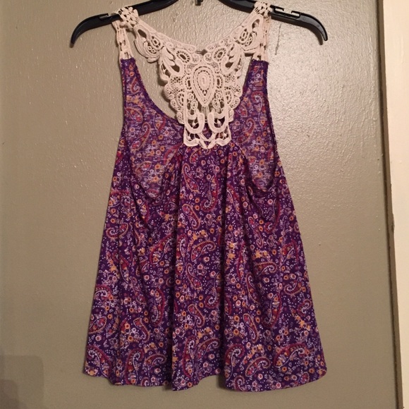 Tank top - Picture 2 of 2