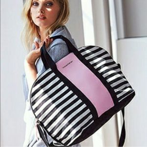 VS weekender bag