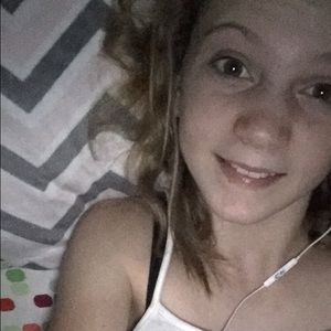 Meet your Posher, Cammie