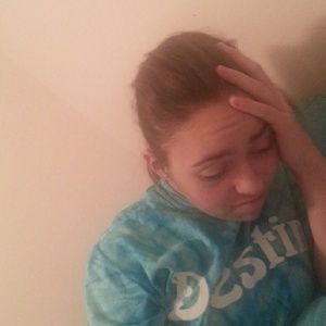 Meet your Posher, Adrianne