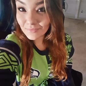 Meet your Posher, Daniella