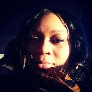 Meet your Posher, Crystal