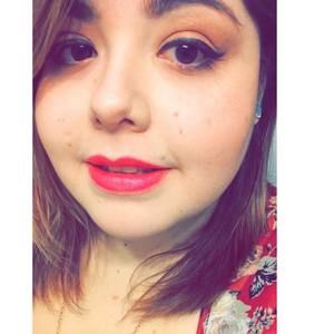 Meet your Posher, Mayra