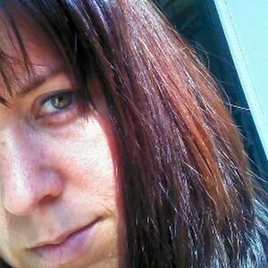 Meet your Posher, Larrissa