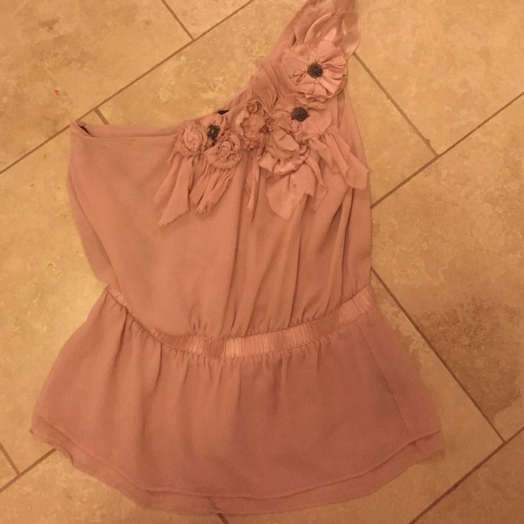 Bebe One shoulder top