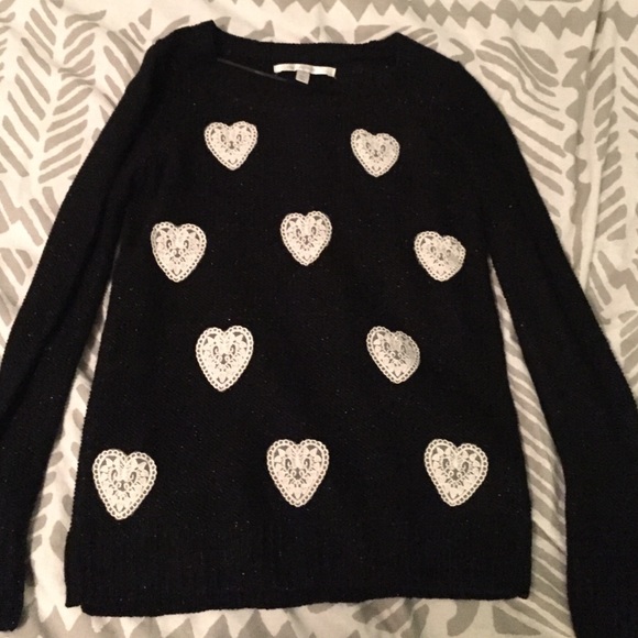 Sweater with lace hearts
