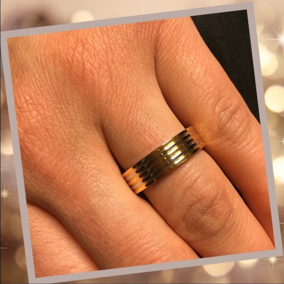 🌟18K gold plated ring🌟 - Picture 2 of 3